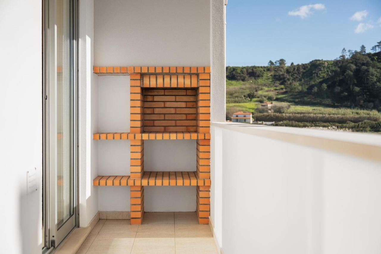 Ocean Getaway - Private Parking And Sea View Apartamento Nazaré Exterior foto