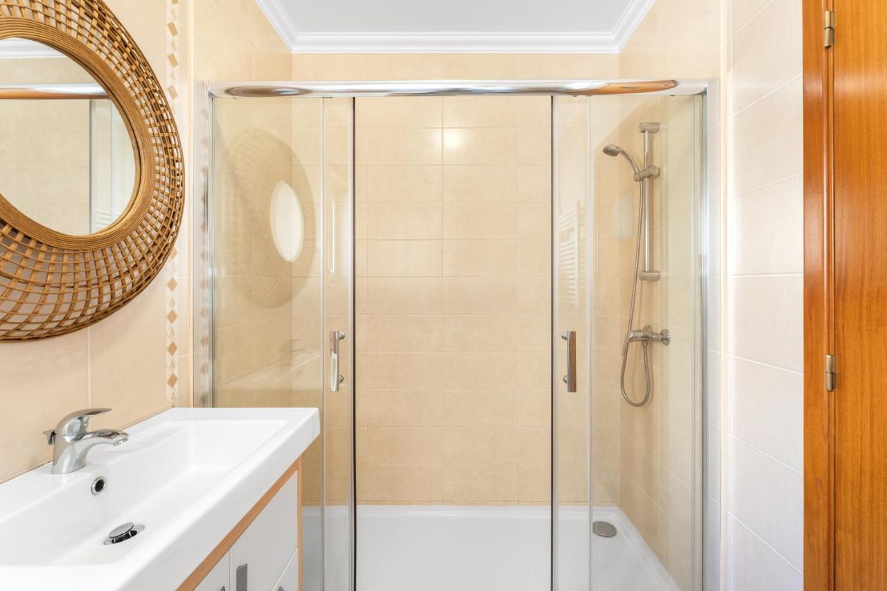 Ocean Getaway - Private Parking And Sea View Apartamento Nazaré Exterior foto